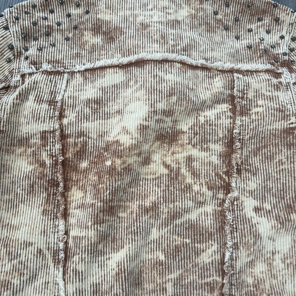 POL Rock N Roll Studded & Distressed Corduroy Jacket Beige Brown Medium - Picture 10 of 10